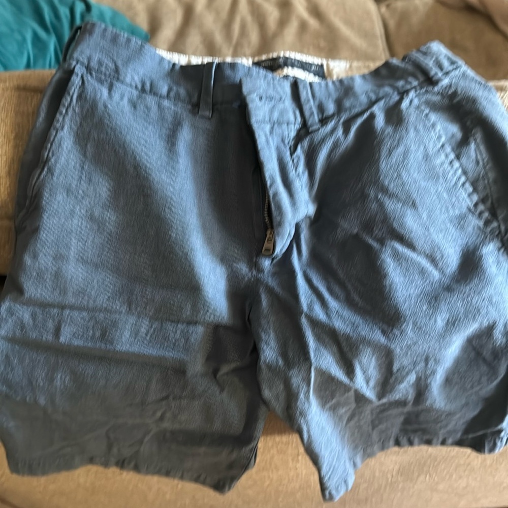 Abercrombie and finch flat front size 29